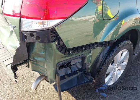 2011 Subaru Outback 3.6R Limited from USA, damaged, VIN 4S4BRDLC9B2357739